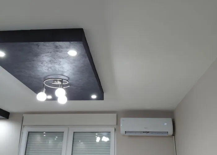 Warm Nest 아파트 크랄레보